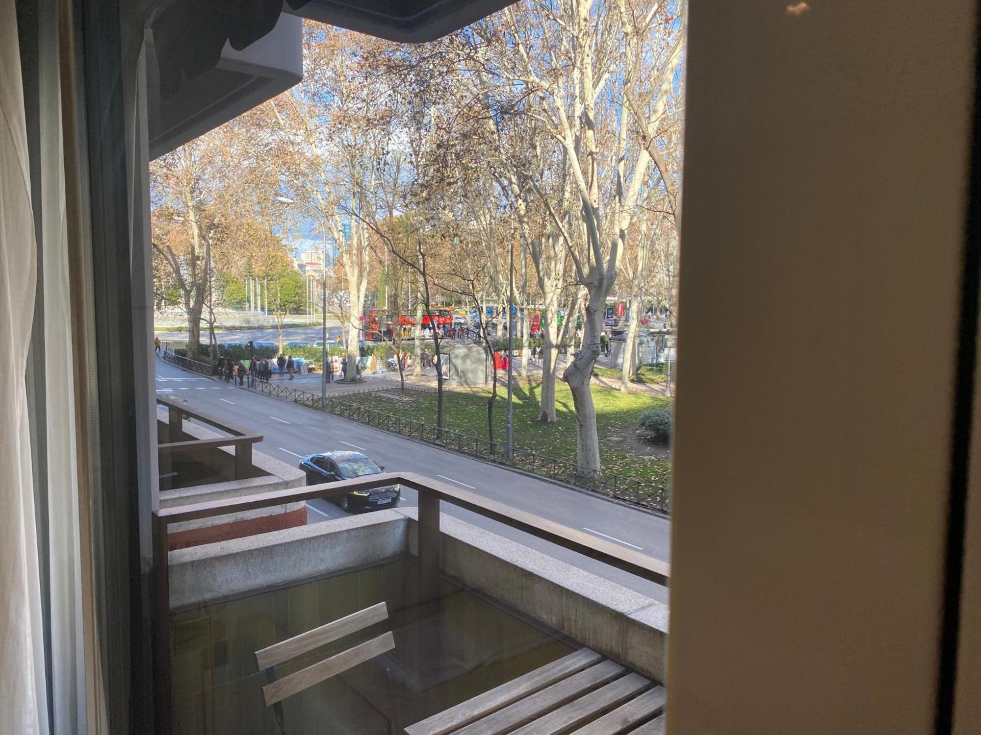 Lujoso Apto Paseo Del Prado Lejlighed Madrid Eksteriør billede